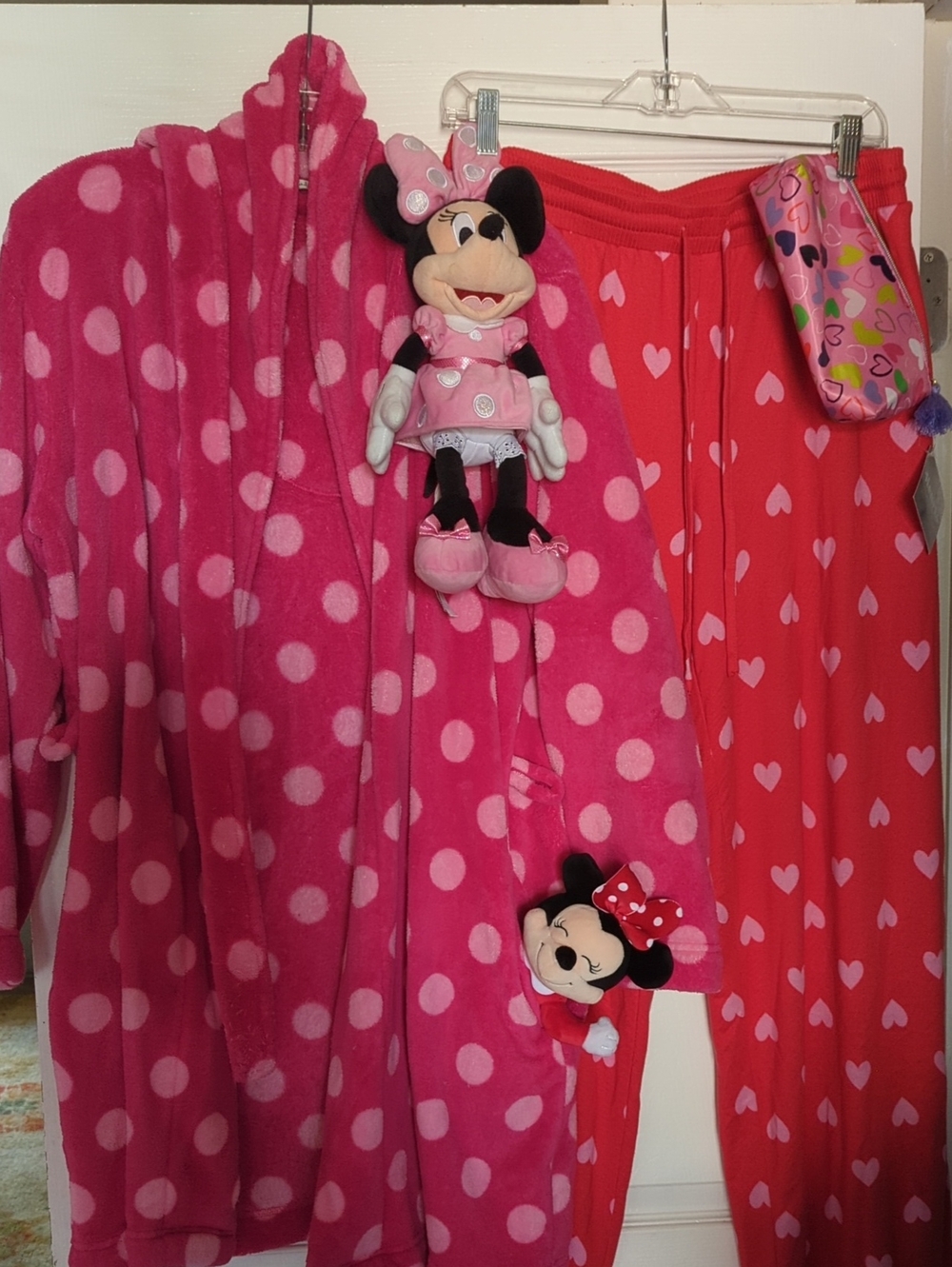 Minnie Mouse And Lounge Wear Lot S/M